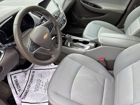 Used 2016 Chevrolet Malibu LT image 11