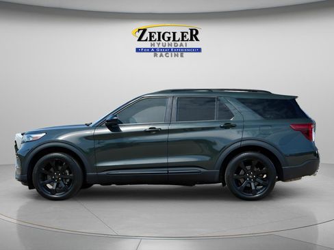 Used 2023 Ford Explorer ST-Line w/ Class IV Trailer Tow Package AWD/4WD image 4