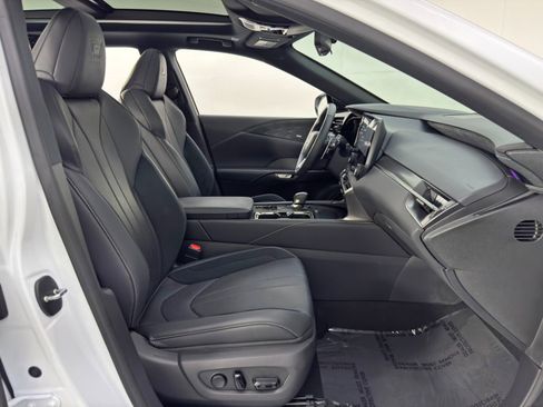 Used 2024 Lexus RX 500h F Sport w/ Convenience Package image 16
