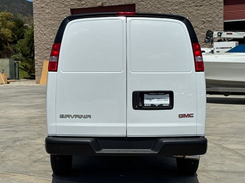 New 2026 GMC Savana 2500 Extended w/ Driver Convenience Package RWD image 17