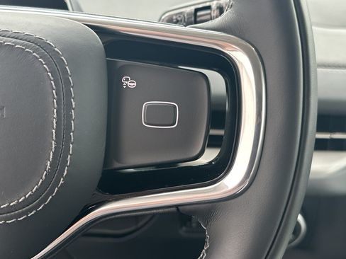 New 2026 Lincoln Navigator Premiere AWD/4WD image 23
