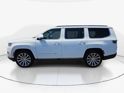 Used 2022 Jeep Grand Wagoneer Series II w/ Convenience Group III AWD/4WD image 9