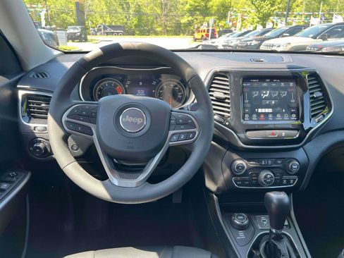 Used 2022 Jeep Cherokee Limited AWD/4WD image 27