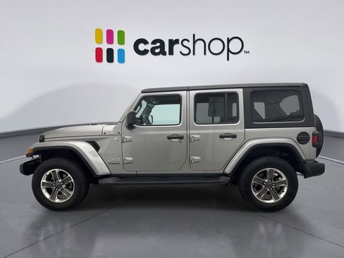 Used 2020 Jeep Wrangler Unlimited Sahara image 2