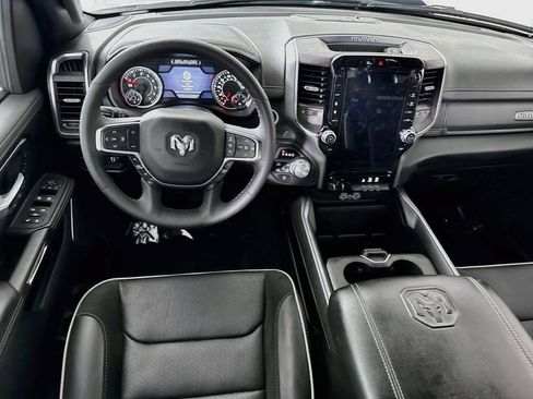 Used 2025 RAM 1500 Laramie w/ Sport Appearance Package AWD/4WD image 4