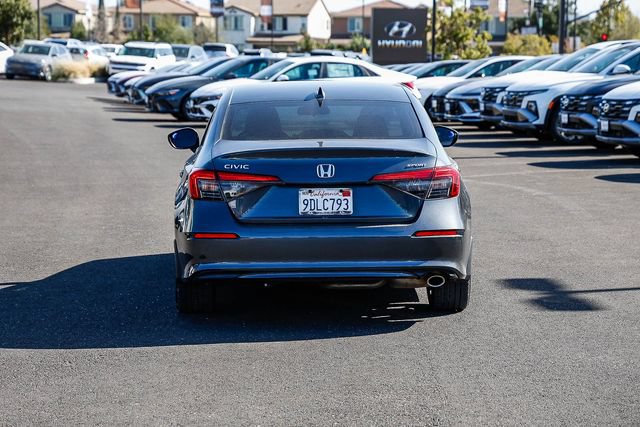 Used 2022 Honda Civic Sport image 4