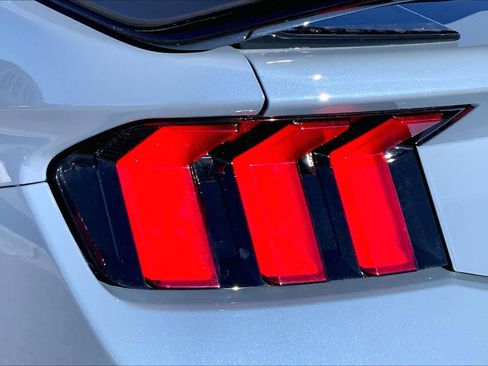 Used 2024 Ford Mustang Dark Horse RWD image 29