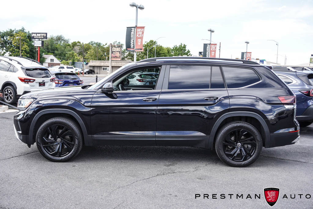 Used 2023 Volkswagen Atlas SE w/ Panoramic Sunroof Package AWD/4WD image 4