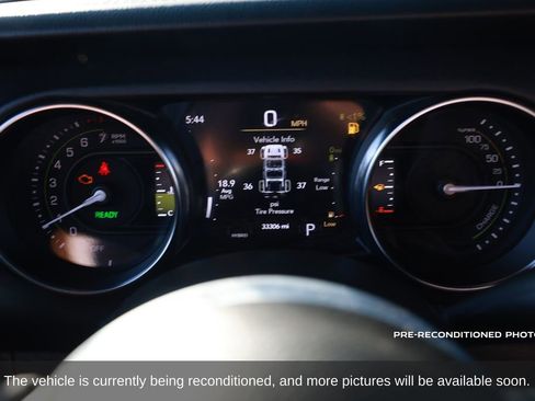 Used 2022 Jeep Wrangler Unlimited Sahara image 16