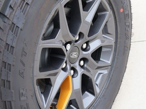 New 2025 Ford Expedition Tremor image 42