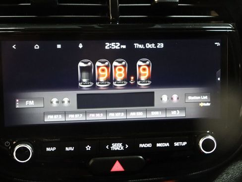 Used 2023 Kia Soul GT-Line FWD image 36