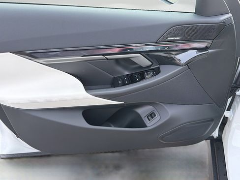 New 2026 BMW i5 eDrive40 RWD image 22