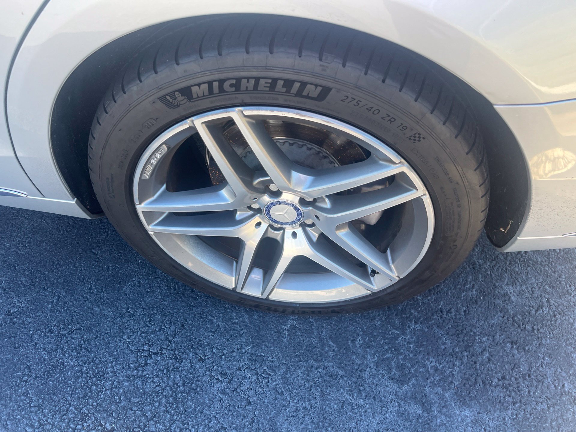 Used 2017 Mercedes-Benz S 550 Sedan w/ Premium Package image 11