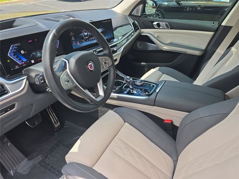 Used 2025 BMW ALPINA XB7 AWD/4WD image 19