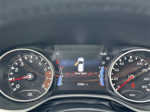 Used 2021 Jeep Compass Latitude image 28