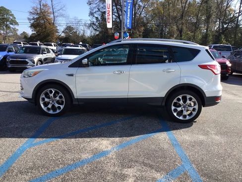Used 2016 Ford Escape Titanium w/ Equipment Group 301A image 3