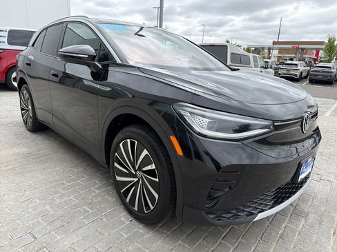 Certified 2023 Volkswagen ID.4 Pro S Plus AWD/4WD image 9