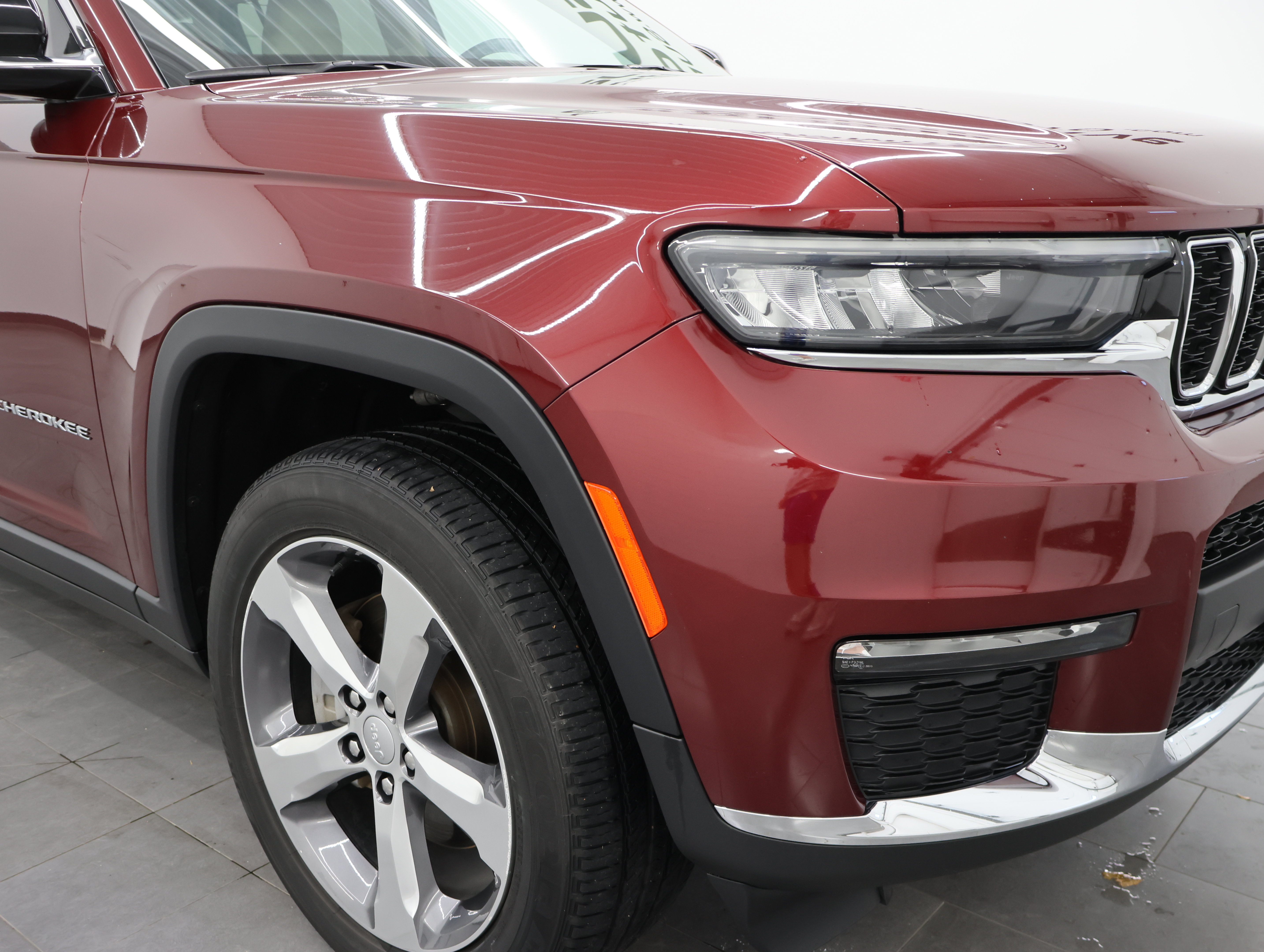 Used 2021 Jeep Grand Cherokee L Limited w/ Trailer Tow Group (B) AWD/4WD image 23