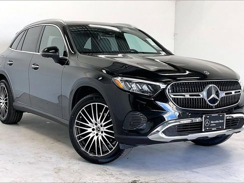 New 2026 Mercedes-Benz GLC 300 4MATIC image 1
