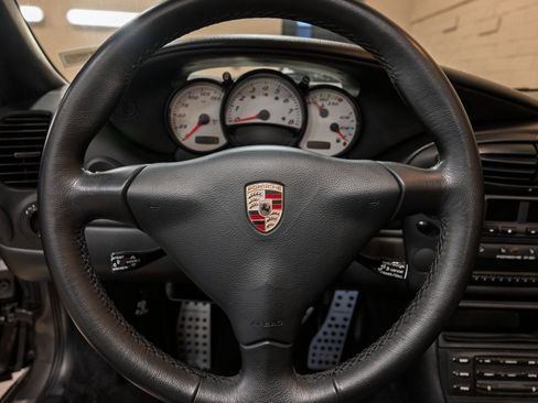 Used 2001 Porsche Boxster image 26