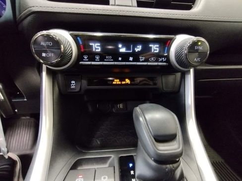 Used 2023 Toyota RAV4 LE image 25