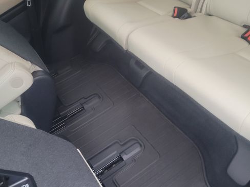 Used 2020 Subaru Ascent Limited image 39