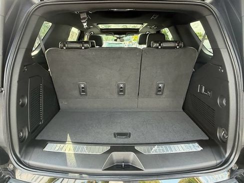 Used 2023 Chevrolet Tahoe Premier RWD image 16