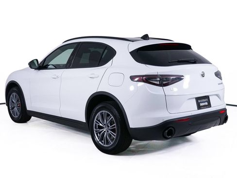 Used 2024 Alfa Romeo Stelvio Sprint AWD/4WD image 3
