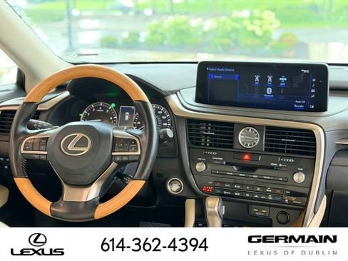 Certified 2022 Lexus RX 350L Premium w/ Premium Package AWD/4WD image 21