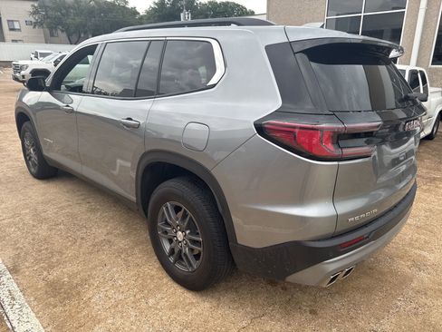 Used 2025 GMC Acadia Elevation FWD image 5