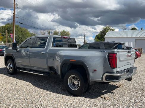 Used 2024 GMC Sierra 3500 SLT w/ SLT Premium Package image 4