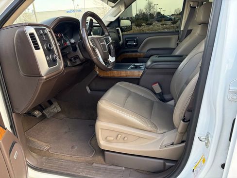 Used 2018 GMC Sierra 1500 SLT image 17