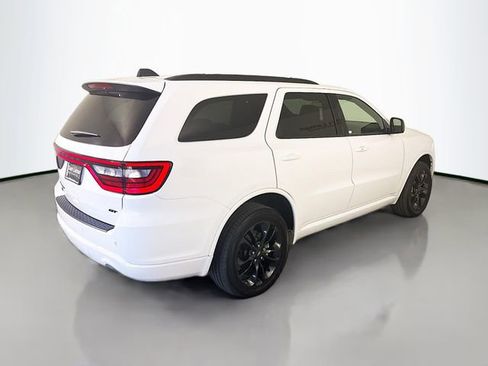 Used 2025 Dodge Durango GT w/ Blacktop Package image 7