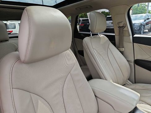 Used 2017 Lincoln MKC Reserve w/ Lincoln MKC Climate Package image 48