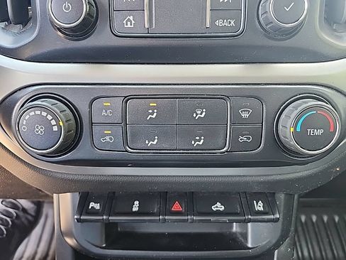 Used 2022 Chevrolet Colorado LT w/ Fleet Safety Package RWD image 7