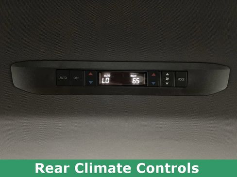 Used 2023 Toyota Sienna XLE image 41