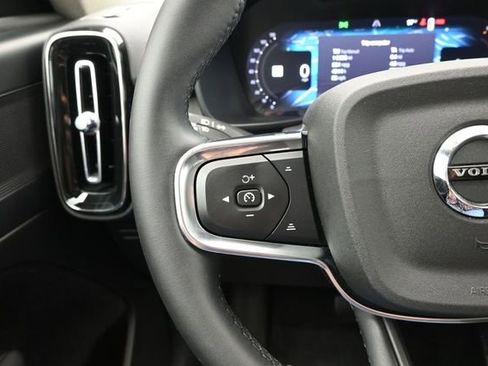 Used 2023 Volvo XC40 B4 Plus w/ Driver Assist Package FWD image 23