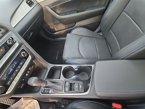 Used 2019 Hyundai Sonata Limited image 23