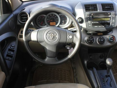 Used 2010 Toyota RAV4 AWD image 10