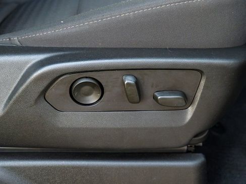 Used 2023 Chevrolet Tahoe LS image 37