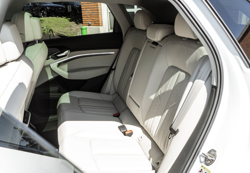 Used 2024 Audi Q8 e-tron Premium AWD/4WD image 19
