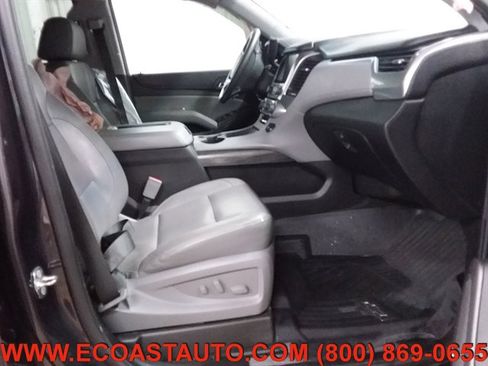 Used 2018 Chevrolet Tahoe LT w/ LT Signature Package image 12