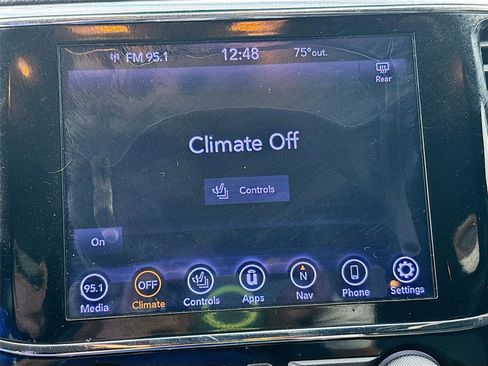 Used 2020 Jeep Grand Cherokee Altitude image 16