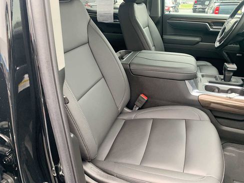 Certified 2025 Chevrolet Silverado 1500 RST image 28