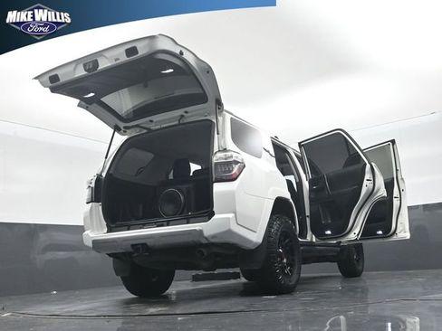 Used 2023 Toyota 4Runner TRD Off-Road Premium AWD/4WD image 29