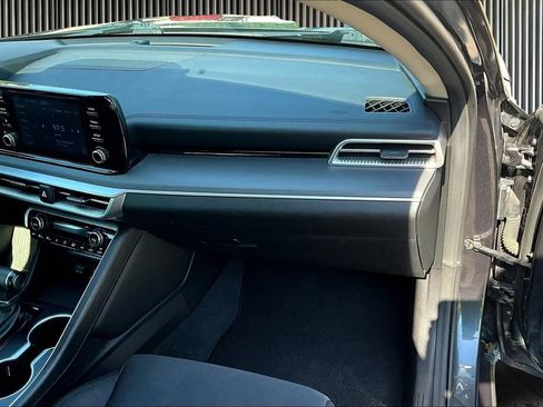 Used 2023 Kia K5 LXS image 16