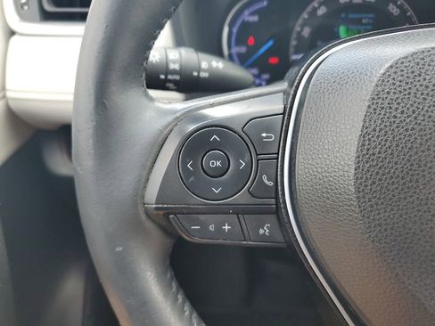 Used 2020 Toyota RAV4 Limited AWD/4WD image 21