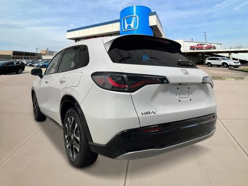 New 2026 Honda HR-V EX-L image 3