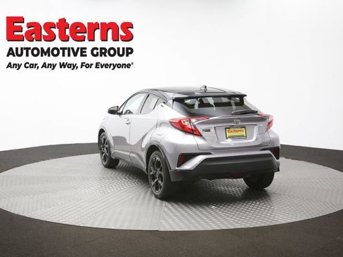 Used 2019 Toyota C-HR Limited FWD image 65