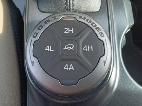 New 2024 Ford Bronco Wildtrak image 22